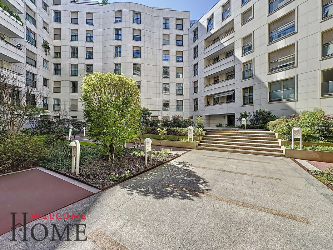 Appartement à LEVALLOIS-PERRET