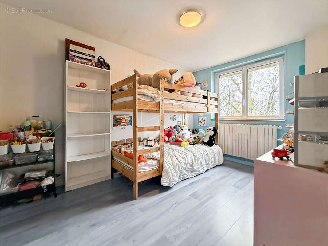 Appartement à SAINT-FARGEAU-PONTHIERRY