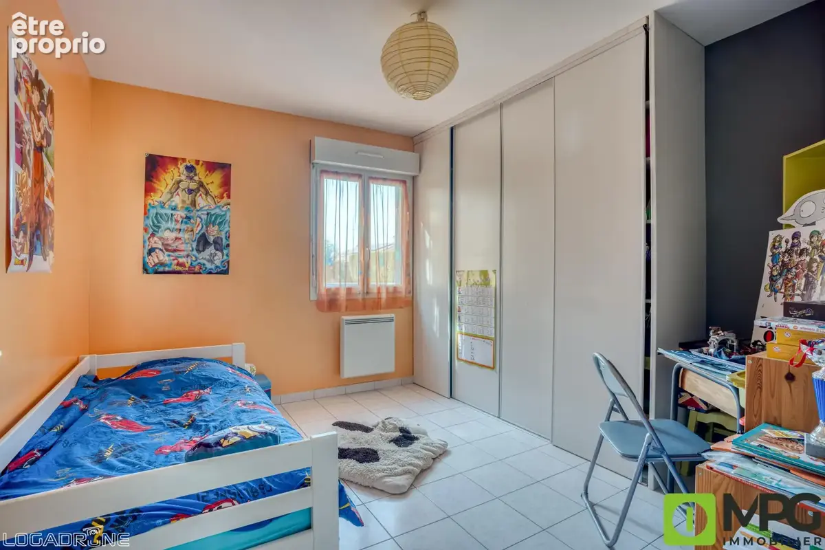 VILLENEUVE SUR LOT, maison de plain pied, 3 chambres, garage, jardin avec piscine hors sol - photo 13