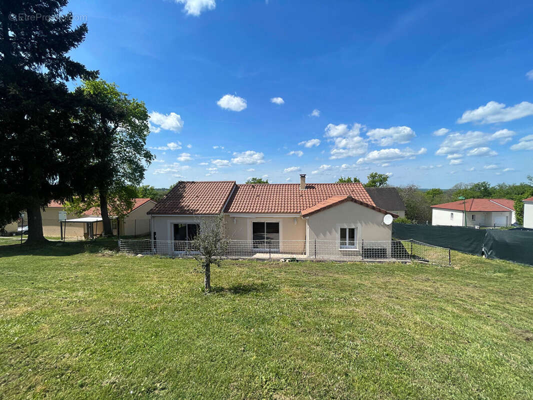 Maison à BOSMIE-L'AIGUILLE
