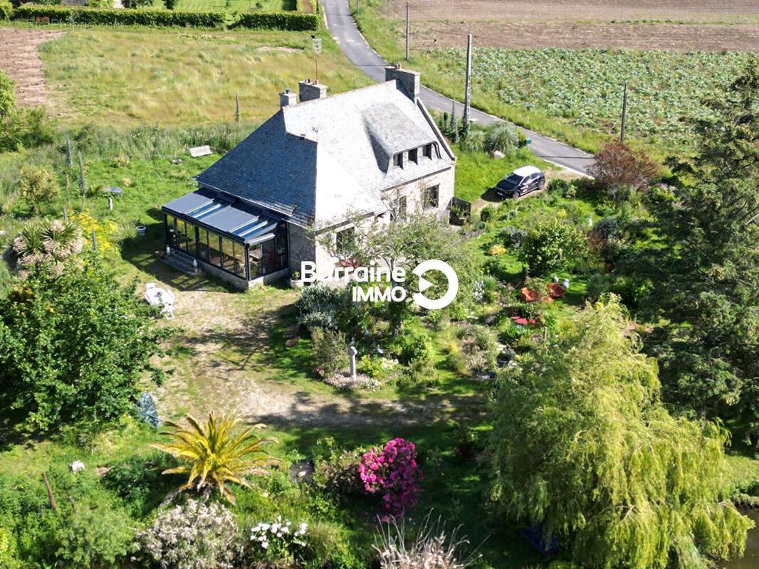 Maison à SAINT-POL-DE-LEON