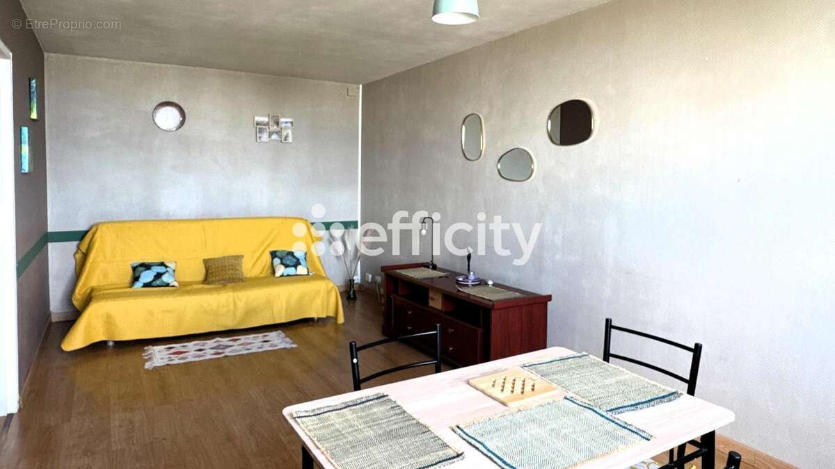 Appartement à MONS-EN-BAROEUL