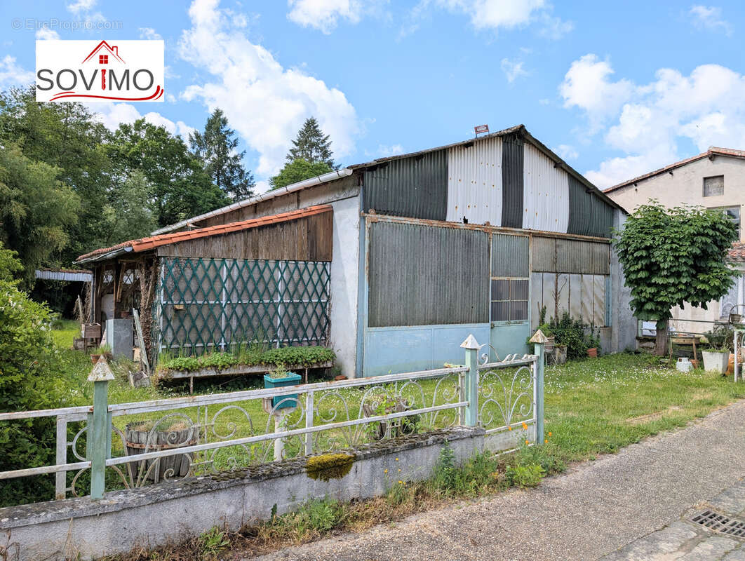 Maison à CHIRAC
