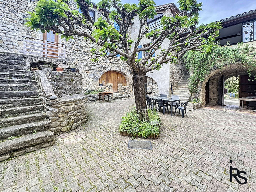 Maison à JOYEUSE