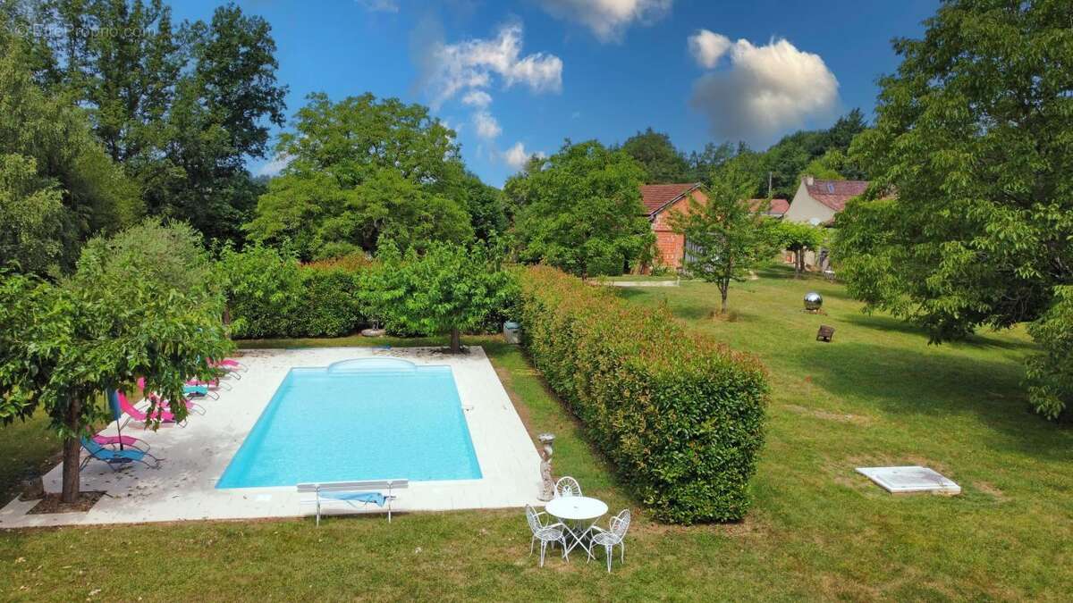 Maison à SIORAC-EN-PERIGORD