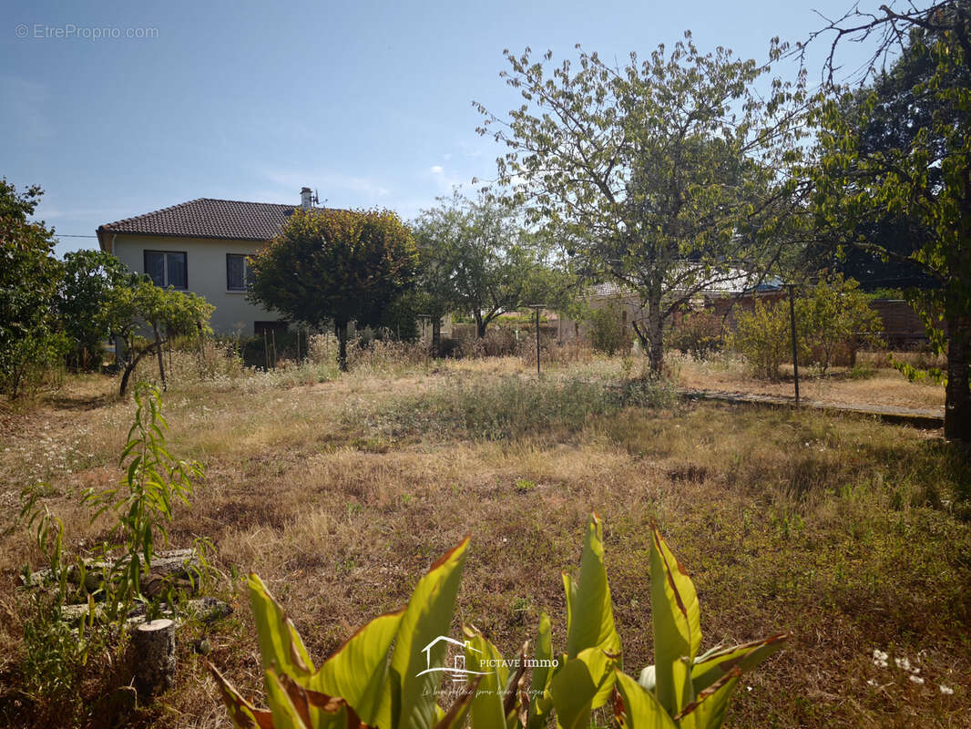 Maison à LEZAY