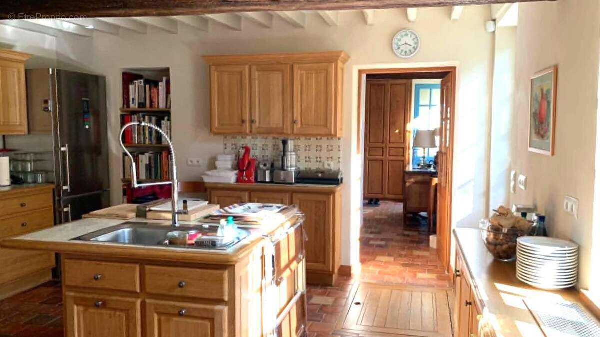 Maison à HOUDAN