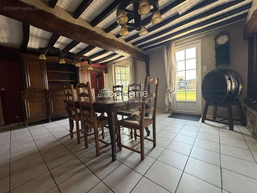 Maison 103 m² à Sassetot-Le-Malgarde  - photo 4