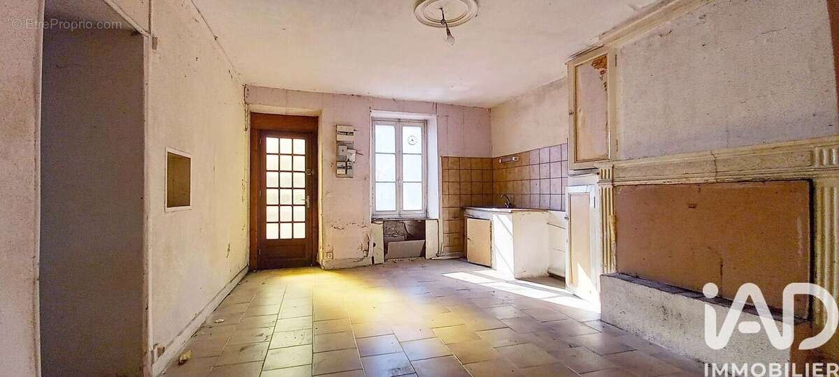 Photo 8 - Maison à MAUZE-SUR-LE-MIGNON