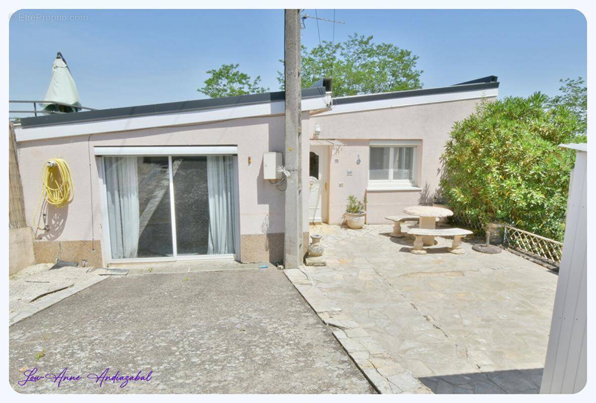 Maison à LAGOR