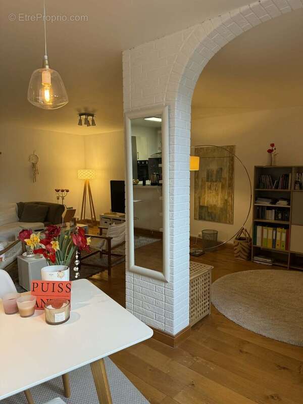 Appartement à CHARLEVILLE-MEZIERES