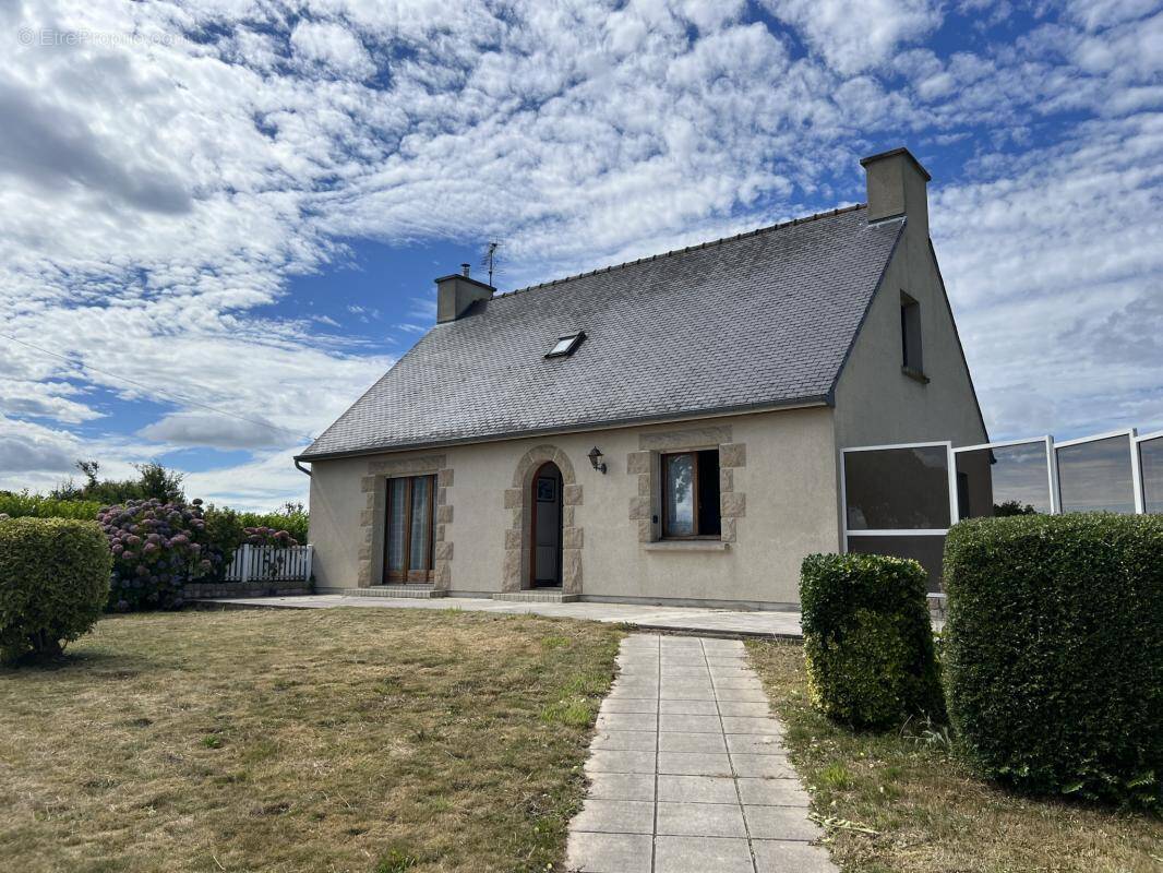 Maison à LE LESLAY