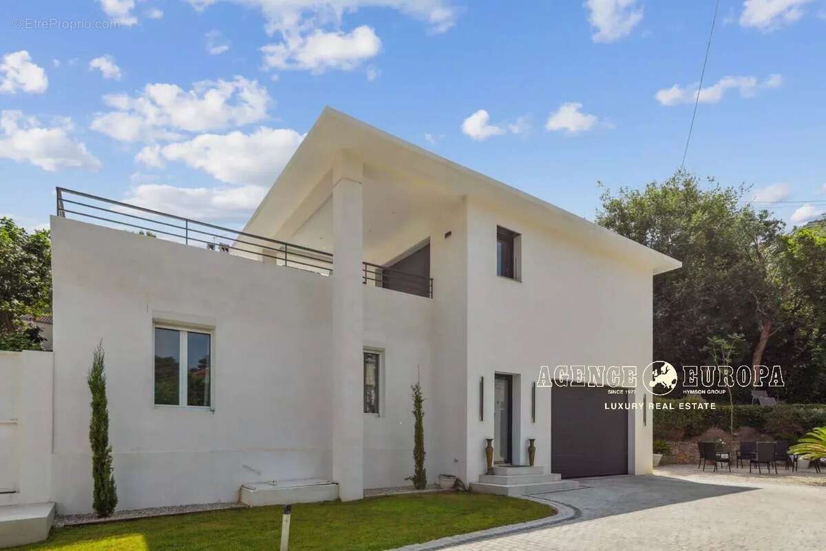 Maison à CANNES