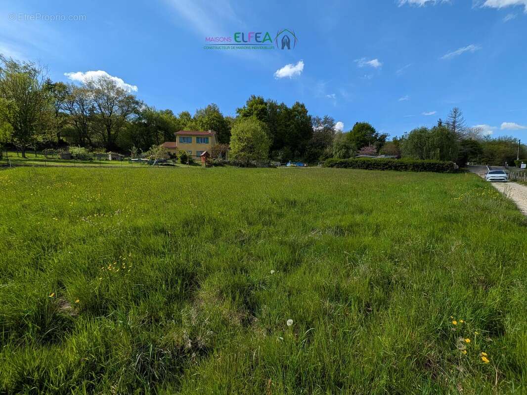 n°4 - Terrain à POMMIER-DE-BEAUREPAIRE