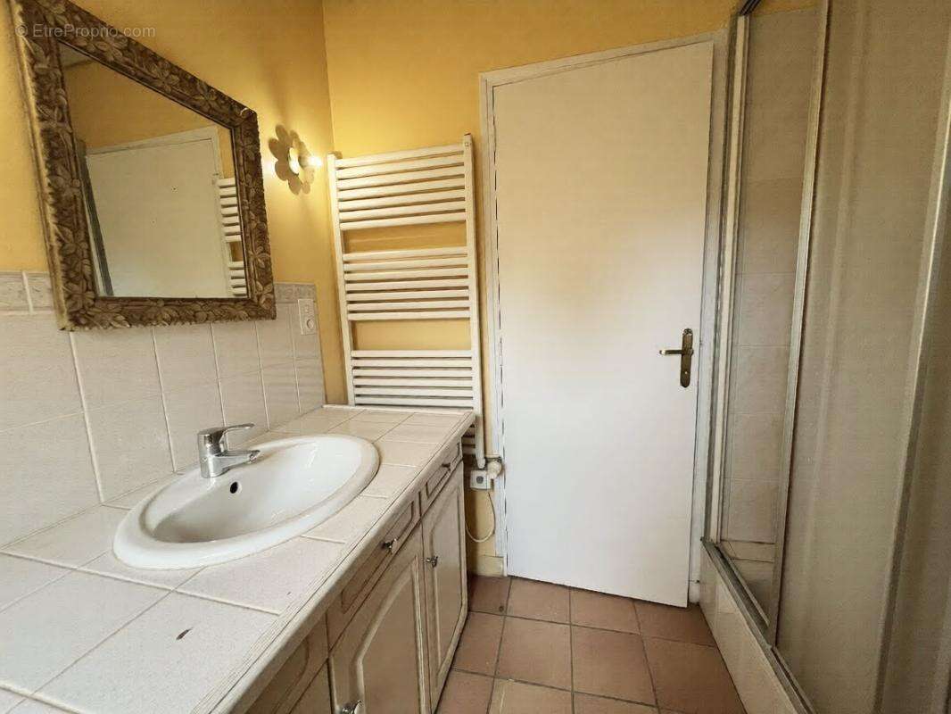 Maison à JUMILHAC-LE-GRAND