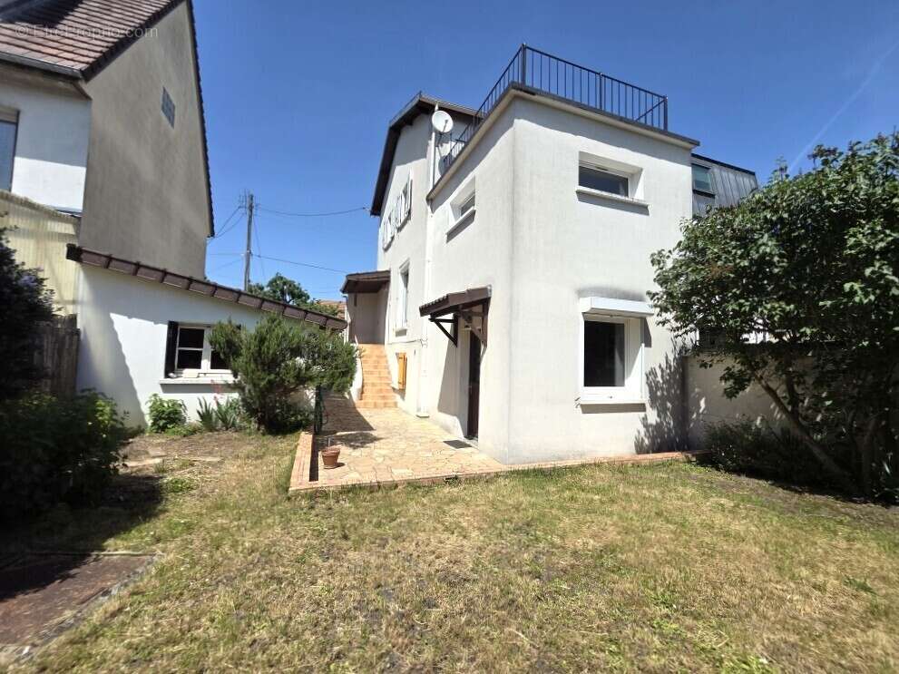 Maison à NEUILLY-PLAISANCE