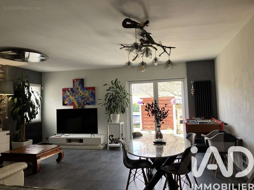 Photo 7 - Maison à SAINT-GERMAIN-LES-ARPAJON