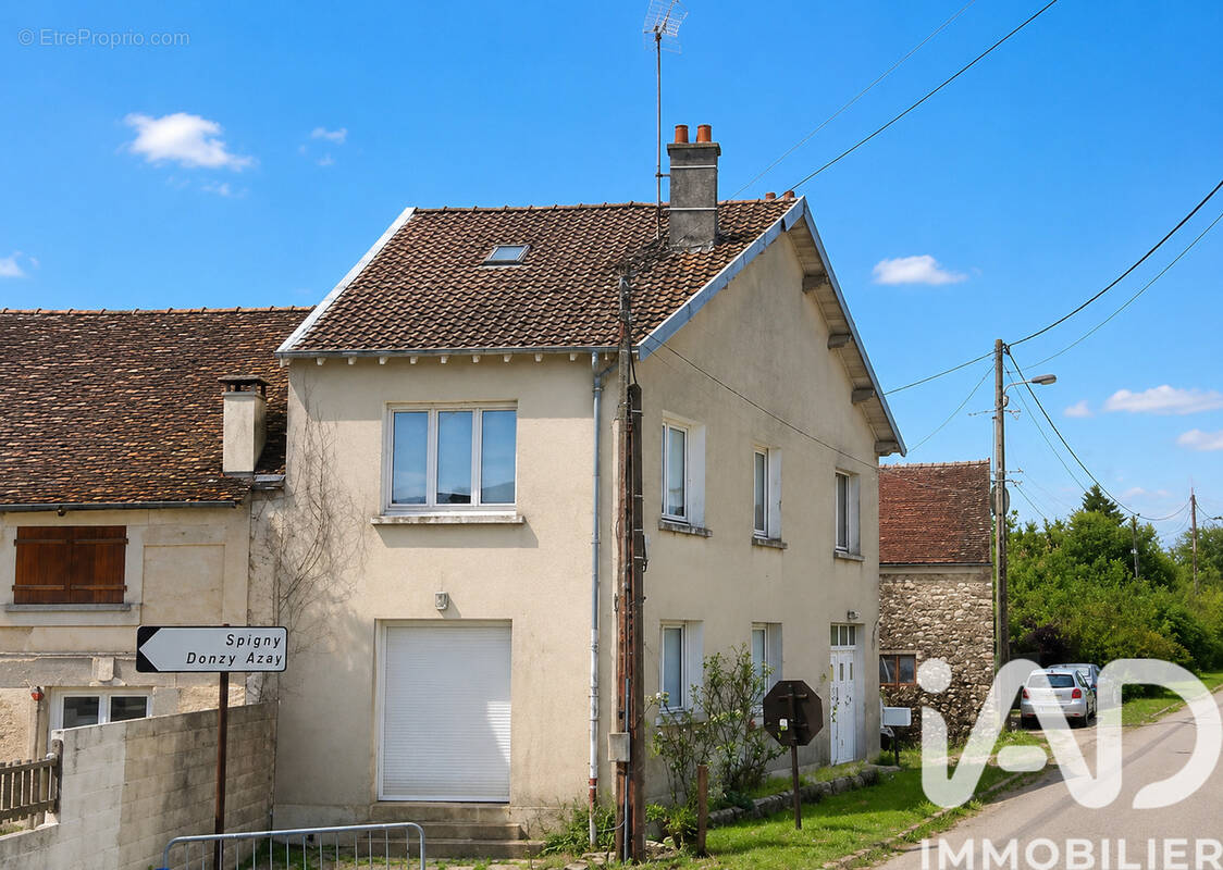 Photo 1 - Maison à REBAIS