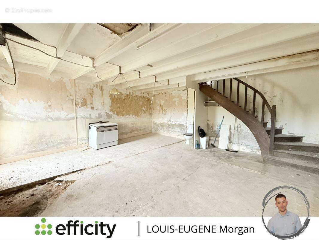 Maison à CHAMPAGNE-MOUTON