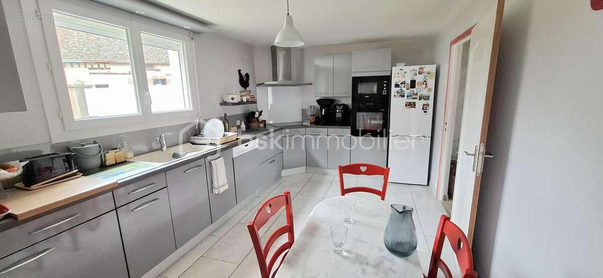 Maison à MORAND