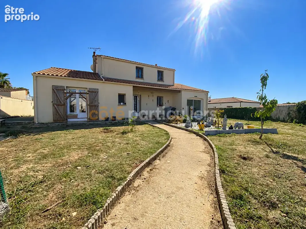 Maison à SAINT-MICHEL-EN-L'HERM
