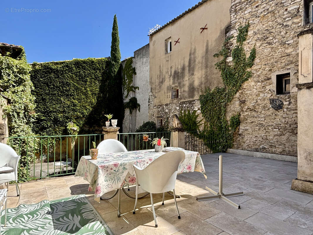 Appartement à APT