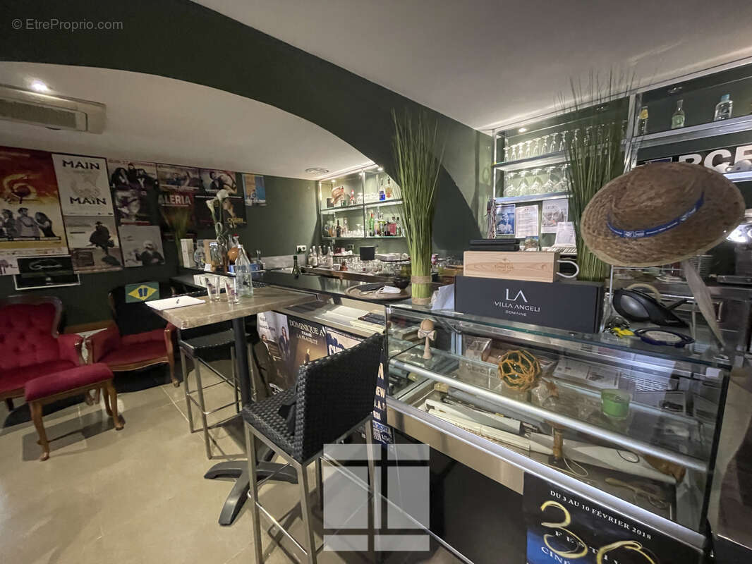 Commerce à SAN-MARTINO-DI-LOTA