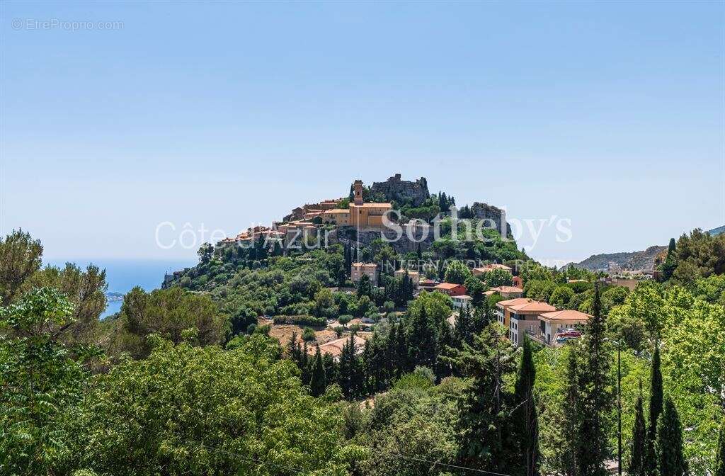 Appartement à EZE
