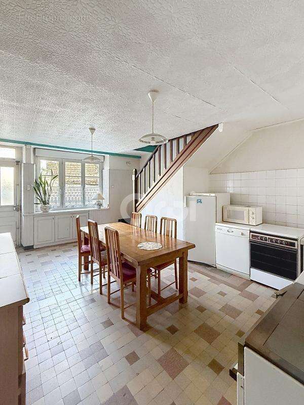 Maison à CLINCHAMP