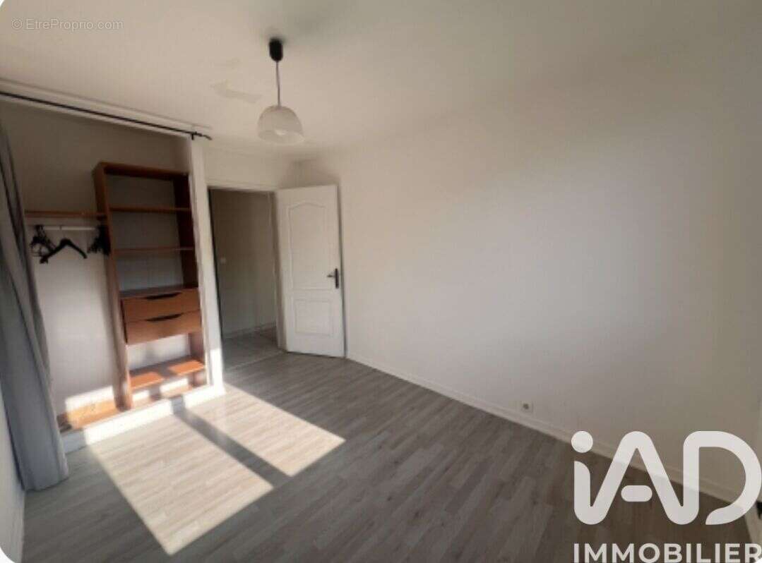 Photo 6 - Appartement à VILLEMOMBLE