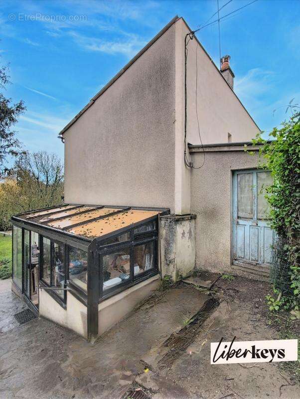 Maison à MONTREUIL-BELLAY