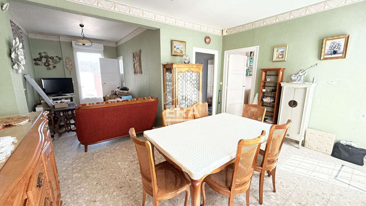 Maison à LAVAL