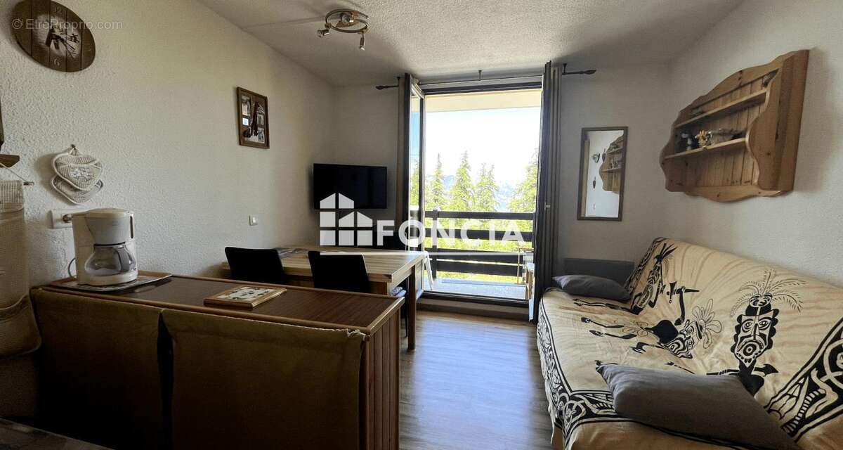 Appartement à RISOUL