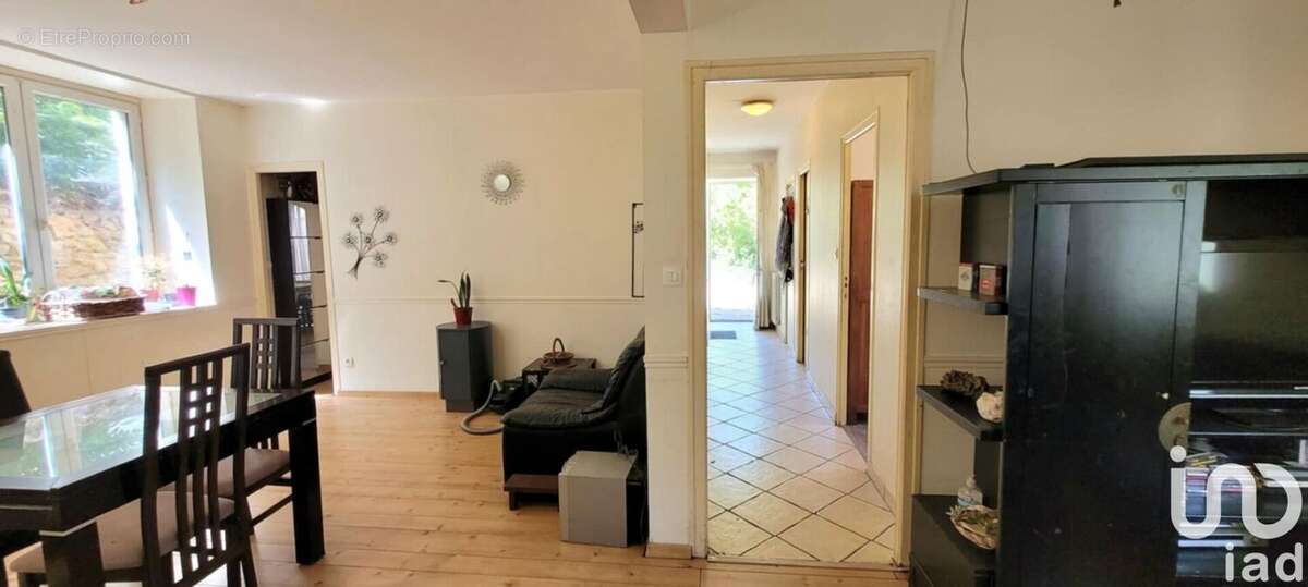 Photo 4 - Maison à NIEUIL-L'ESPOIR