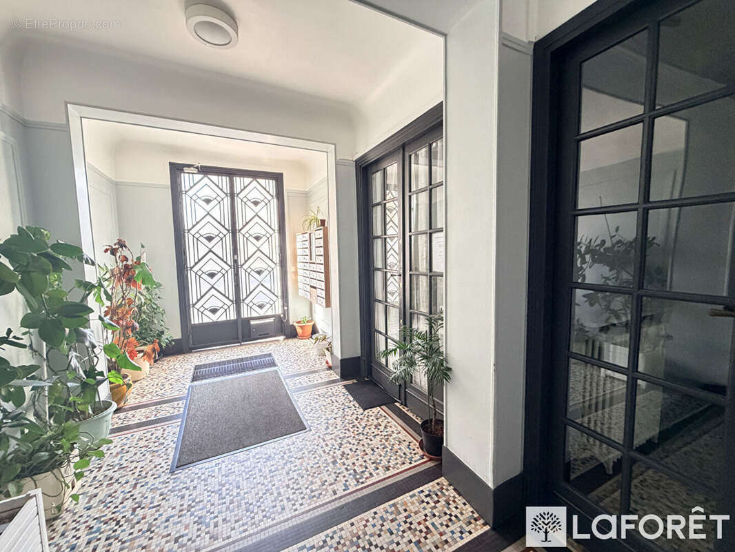 Appartement à ASNIERES-SUR-SEINE