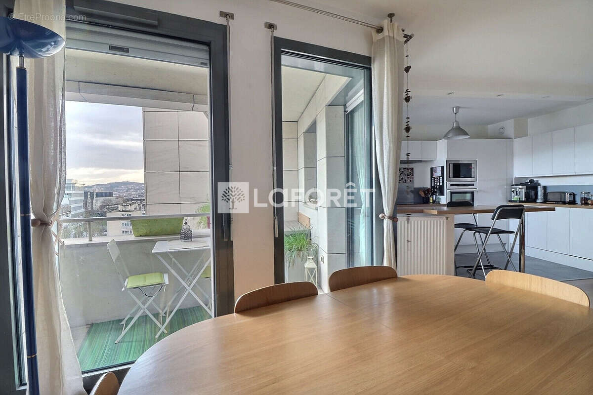 Appartement à RUEIL-MALMAISON