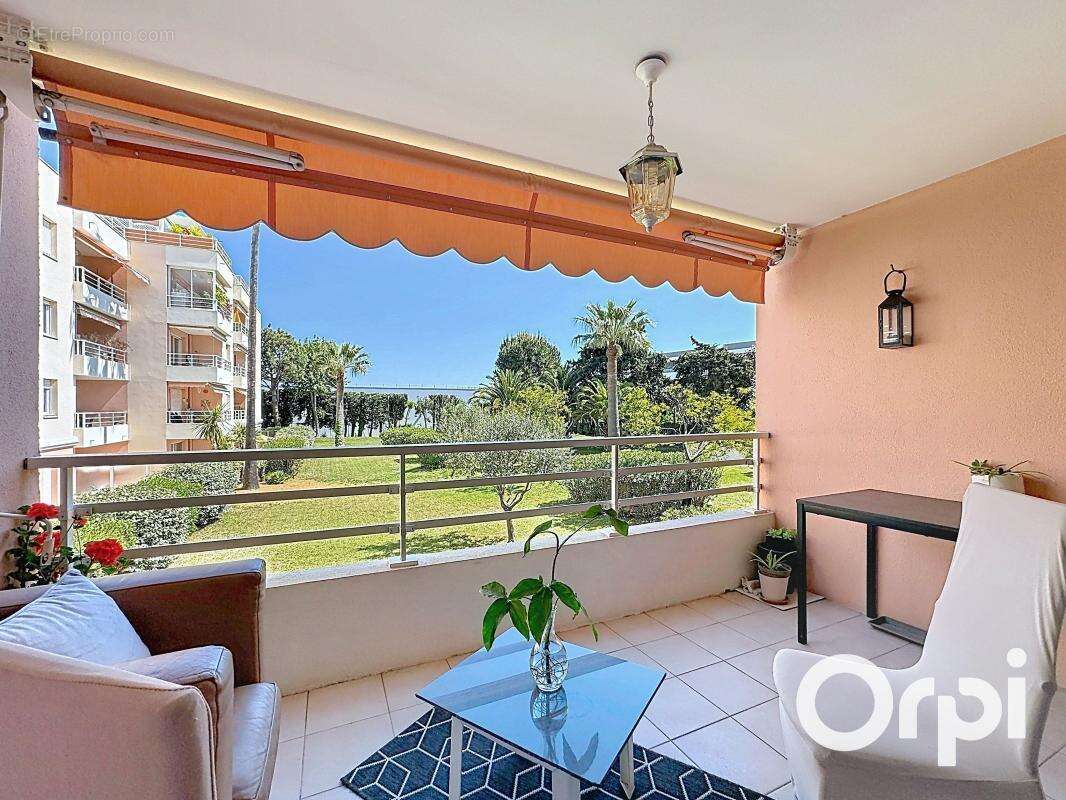 Appartement à VILLENEUVE-LOUBET