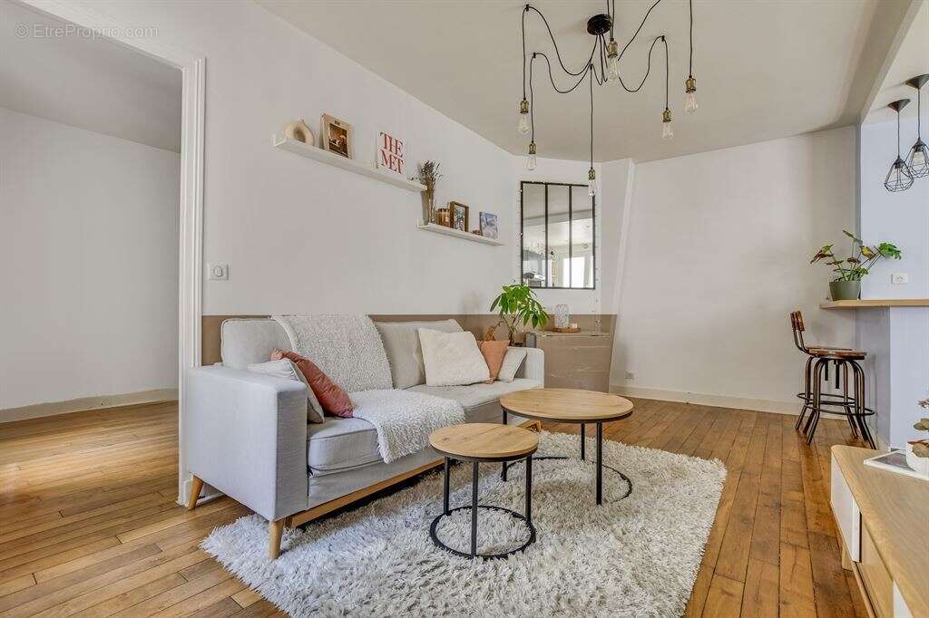Appartement à PARIS-20E