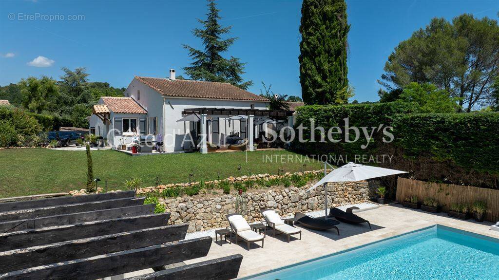 Maison à GRASSE