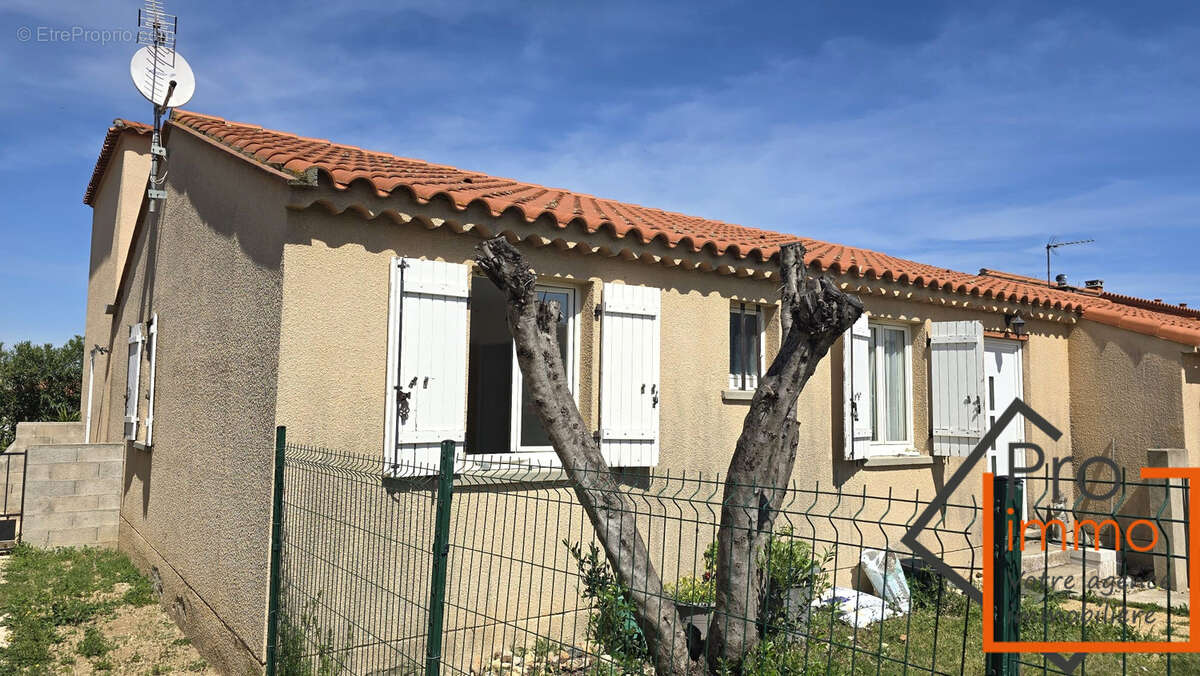 Maison à MONTESCOT