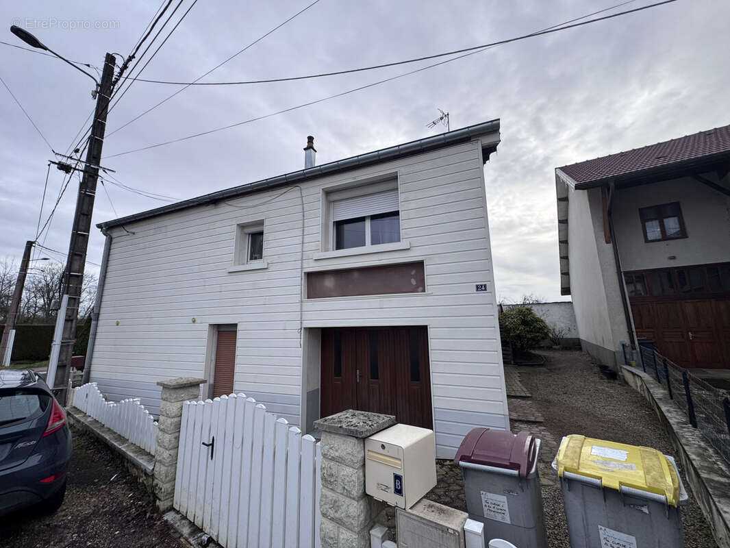 Maison à FROIDECONCHE