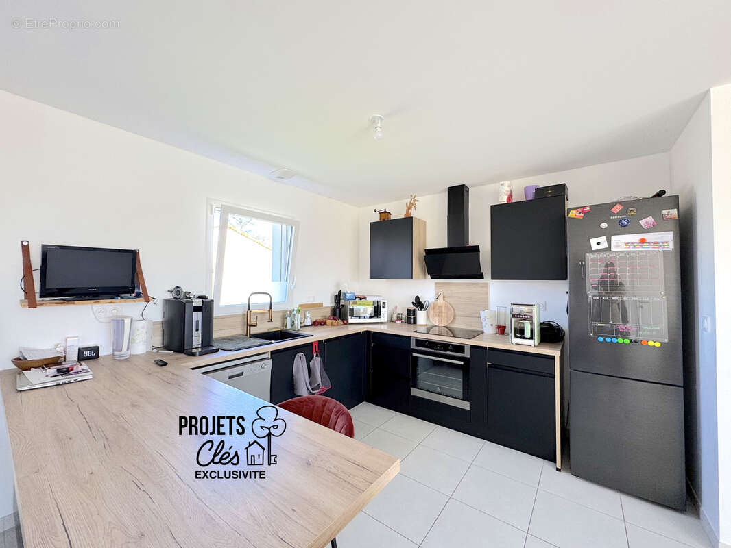 Maison à SAINT-PAUL-MONT-PENIT