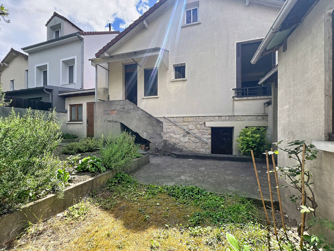 Maison à RUEIL-MALMAISON