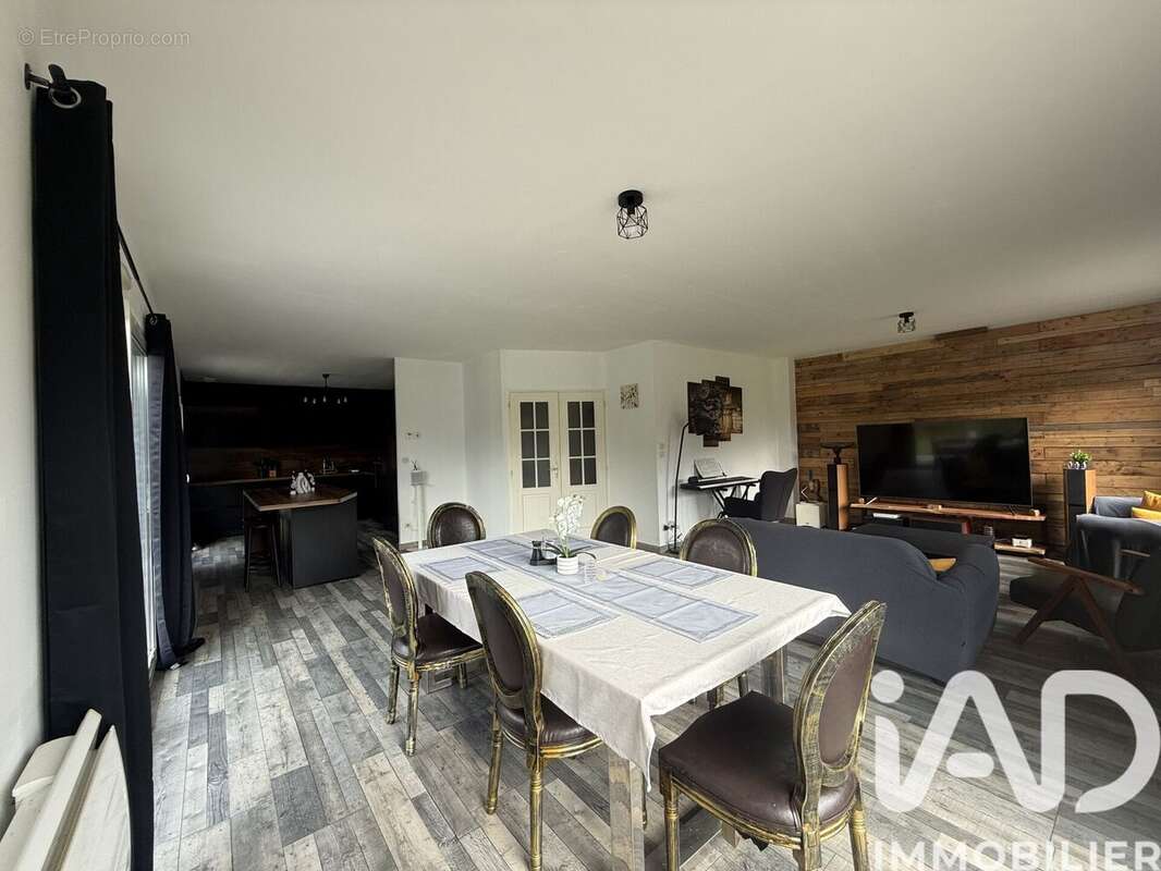 Photo 2 - Maison à GONNEVILLE-SUR-HONFLEUR