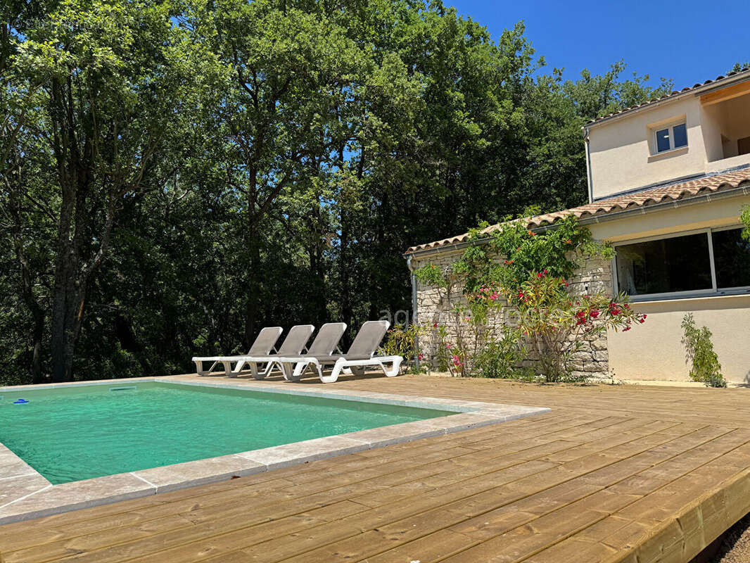 Maison à ROUSSILLON