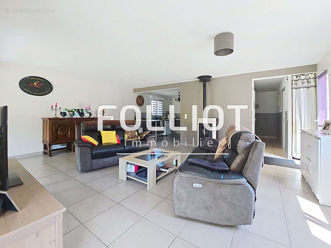 Maison à COUDEVILLE-SUR-MER