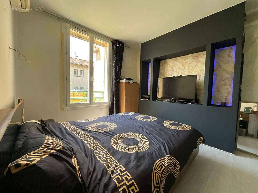 Appartement à MARSEILLE-15E