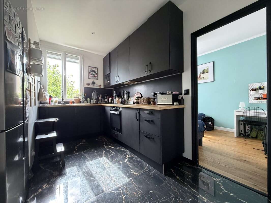 Appartement à LE PERREUX-SUR-MARNE