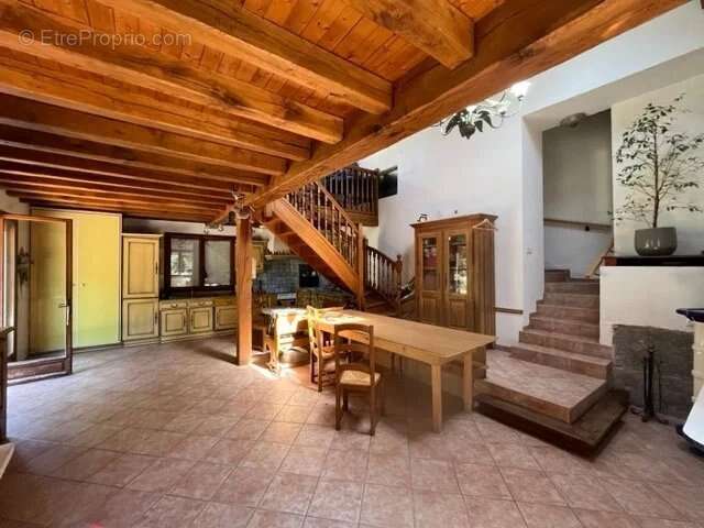 Maison à MAUPERTHUIS