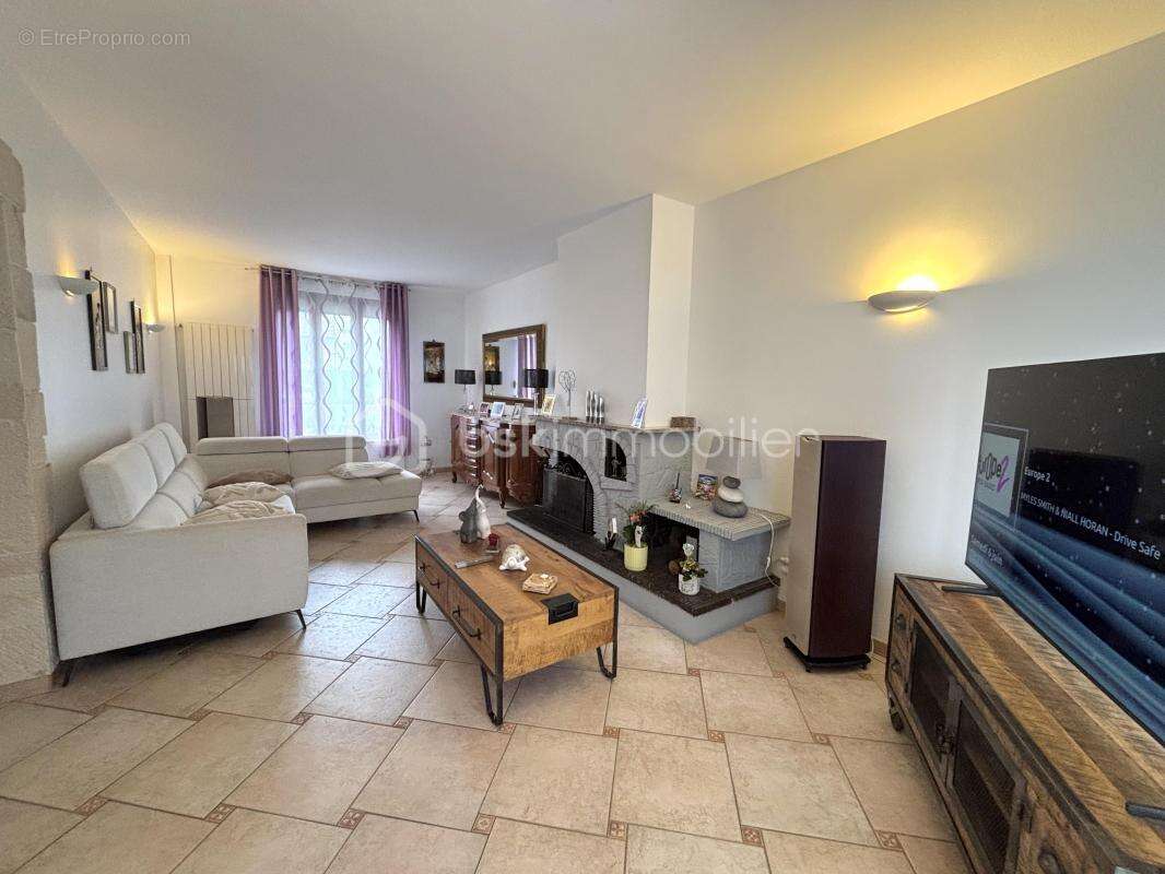 Maison individuelle de caractère – 130 m² – Savigny-sur-Orge (Quartier Cherchefeuilles) - photo 4